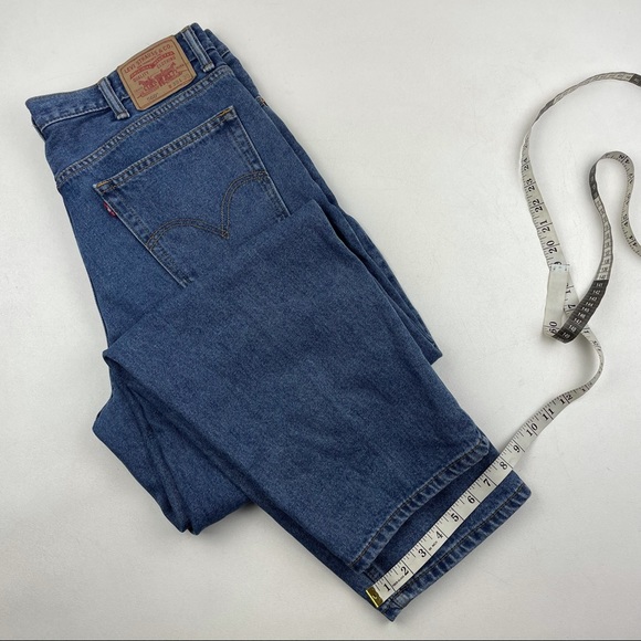 Vintage Levi’s 560 High Waist wedgie fit Jeans - Picture 6 of 7